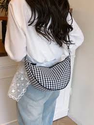 Uniqlo Bags Uniqlo Round Mini Shoulder Bag Black