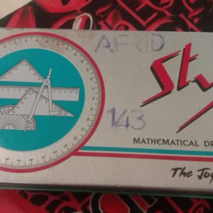 Style Junior Grey Color Metallic Geometry Box