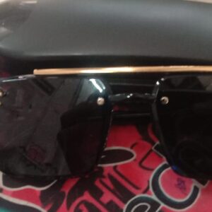 Gold Lion Design Uv Protected Rectangle Sunglasses