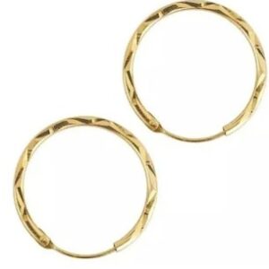 Golden Color Simple Design Women Bali Earrings