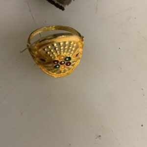 Stylish Ring For Women Colour Golden