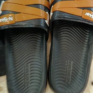 Men Opentoe Slipon Flipflops Size 8