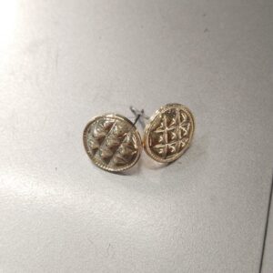 Golden Color Stud For Women