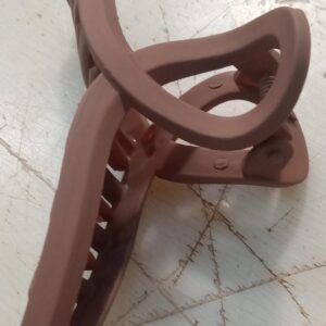 Brown Plastic Hair Clutcher