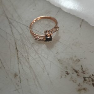 Women Black Color Dizen Ring