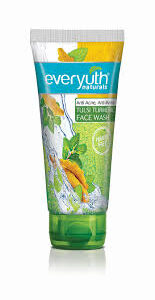 Everyuth Naturals Anti Acne Anti Marks Tulsi Turmeric Face Wash 150G