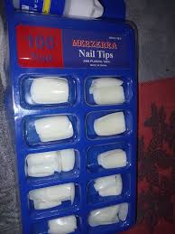 White Nail 100Pis With Nail Glue 1Pis