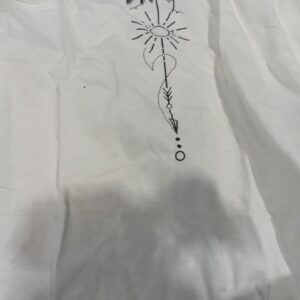 Men T Shirt White Colour Size M