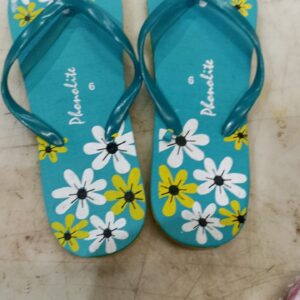 Women Slipper Green Colour Size 6