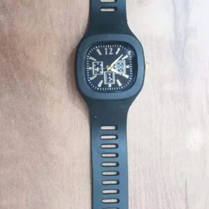 Stylish Sport Design Analog Rubber Strap Watch
