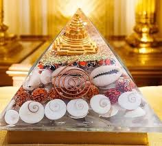 Crystal Heaven Laxmi Pyramid