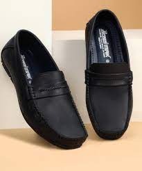 Paragon Shoes for men black colour size 9