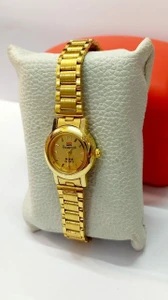 Quartz For Women Watch for women and girls gold colour