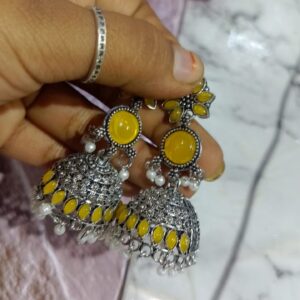 Private Label Women Oxy Rised Ear Rings Yellow Colour
