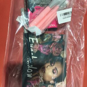 Keely beauty Eyeshadow Pallette And Yara Beauty Matte Mini lipstick And Brush Set