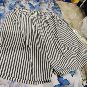 Private Label mens short pant white and black s size