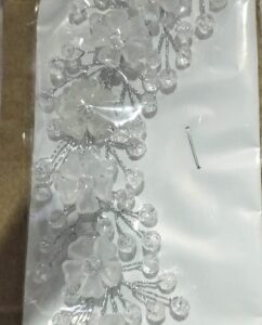 Private Label White Tiara White color Artificial Flowers