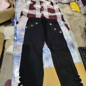 Private Label kiods t shirt and pant set 30 size maroon colour