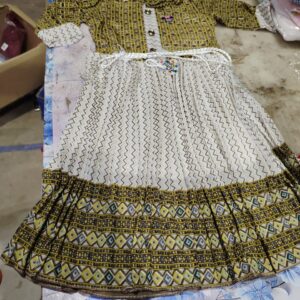 Private Label kids frock green colour 28 size