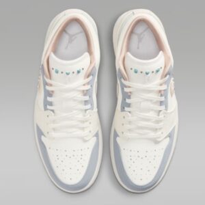 Nike Women s Shoes Colour Whith Size 8