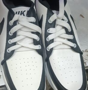 Private Label Casual Wear Shoes White Black Size 8