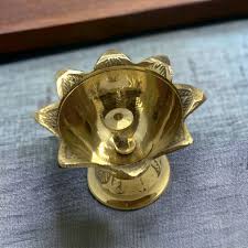 Pooja Diya Akhund Jyoti Deepak Oil Lamp Flower