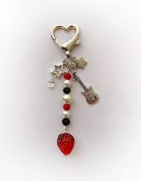 Butterfly Accessories Bear Guitar Keychain Cute Keyring Girl Women Bag Pendant Red Color