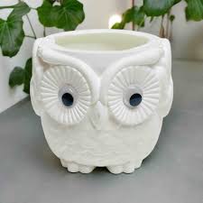 Plastic Owl Pot Vase White Color For Decoration