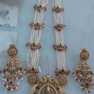 Golden Mazak Rajwadi Necklace Set