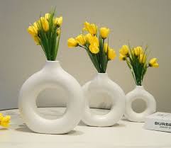 White Ceramic Donut Shaped Flower Vase 3Pcs