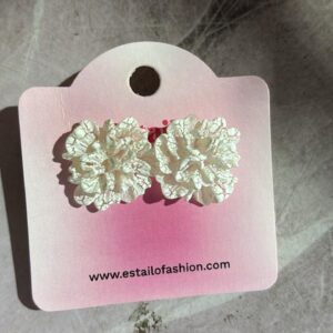 Private Label Korean Fresh Flower White Stud Earrings for Womens