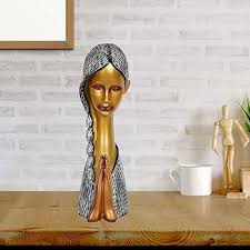 Welcome Lady Statue Showpiece For Home