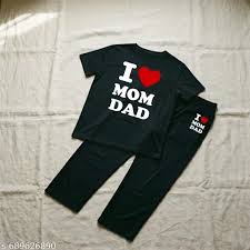 Black Colour Full Sleeve I Love Mom Dad Kids T Shirt Set Size 0
