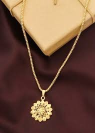 Gold Plated Leave Design Pendant Chain For Girls And Womens