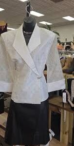 Women Top Full Sleeves Color White Size L