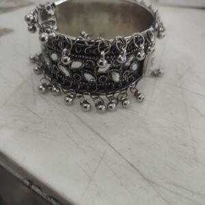 Gg Vibes Oxidised Silver Bangle Bracelet For Girls Women